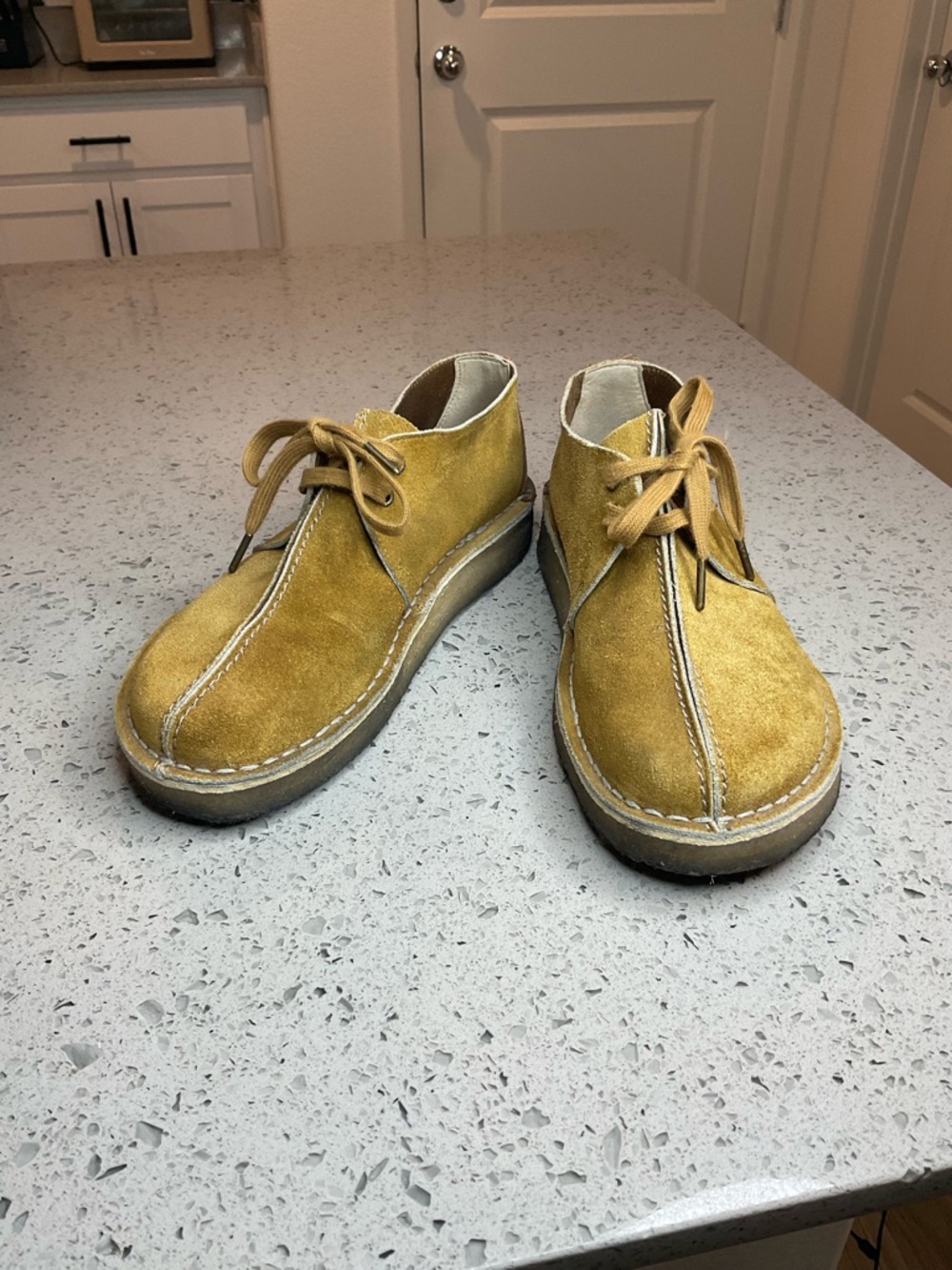 Clarks Original Men DESERT TREK “MADE IN PORTUGAL” (OAK HAIRY SUEDE)